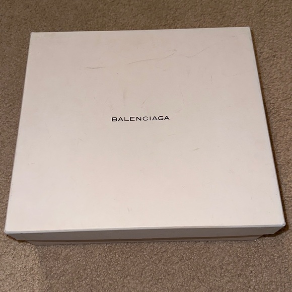 Balenciaga Shoe Box - Picture 1 of 14